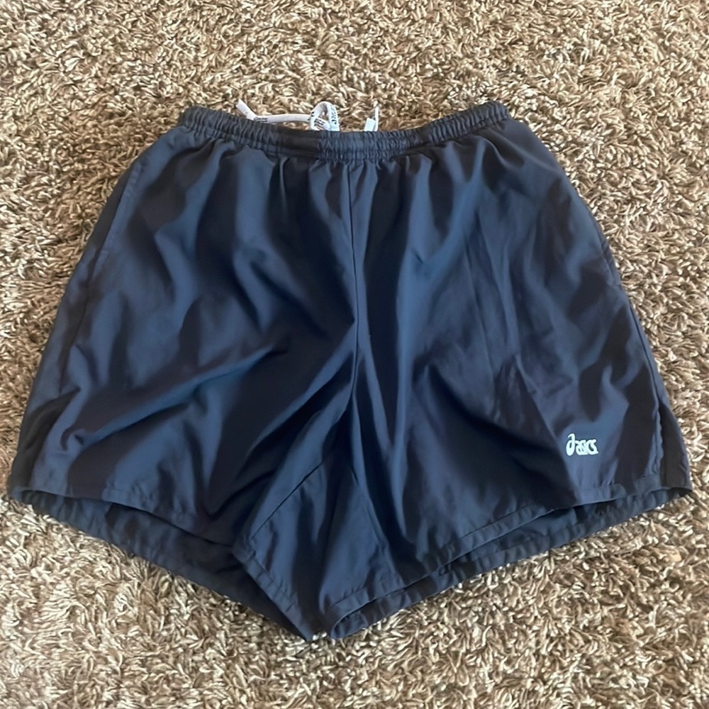 3” Adidas running shorts - Black with pockets and inside tight shorts
